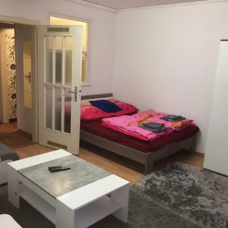 In Mitte דירה *